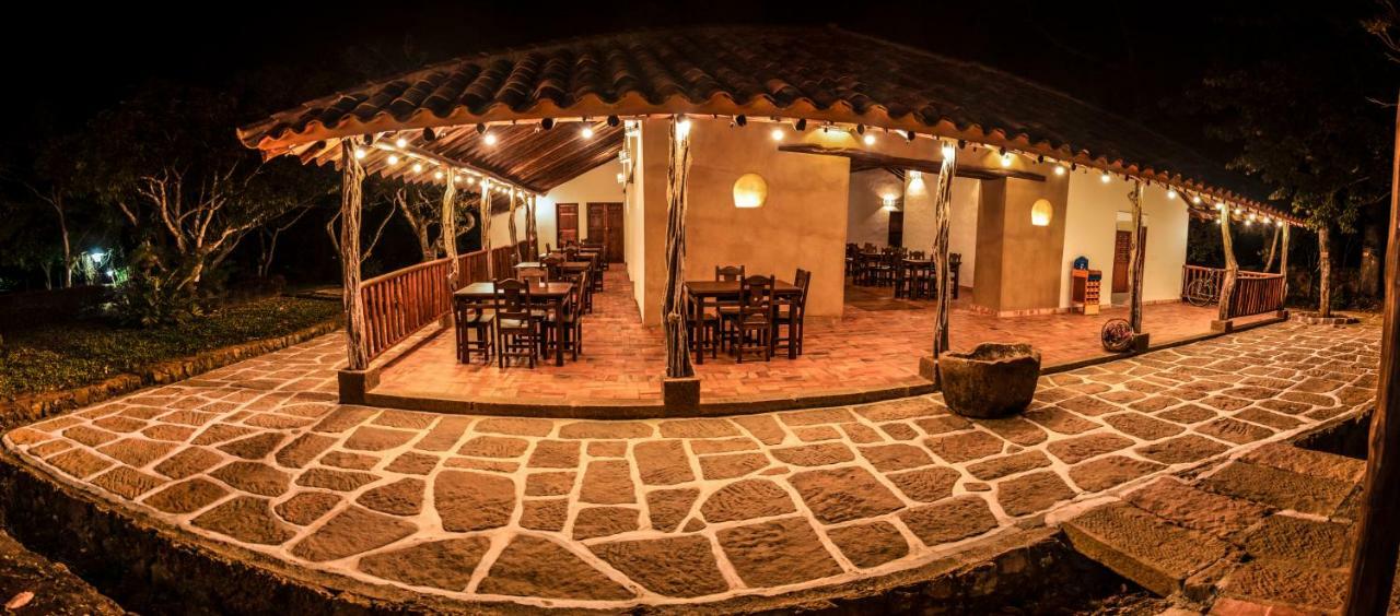 Hotel Hacienda Macedonia Barichara Eksteriør bilde